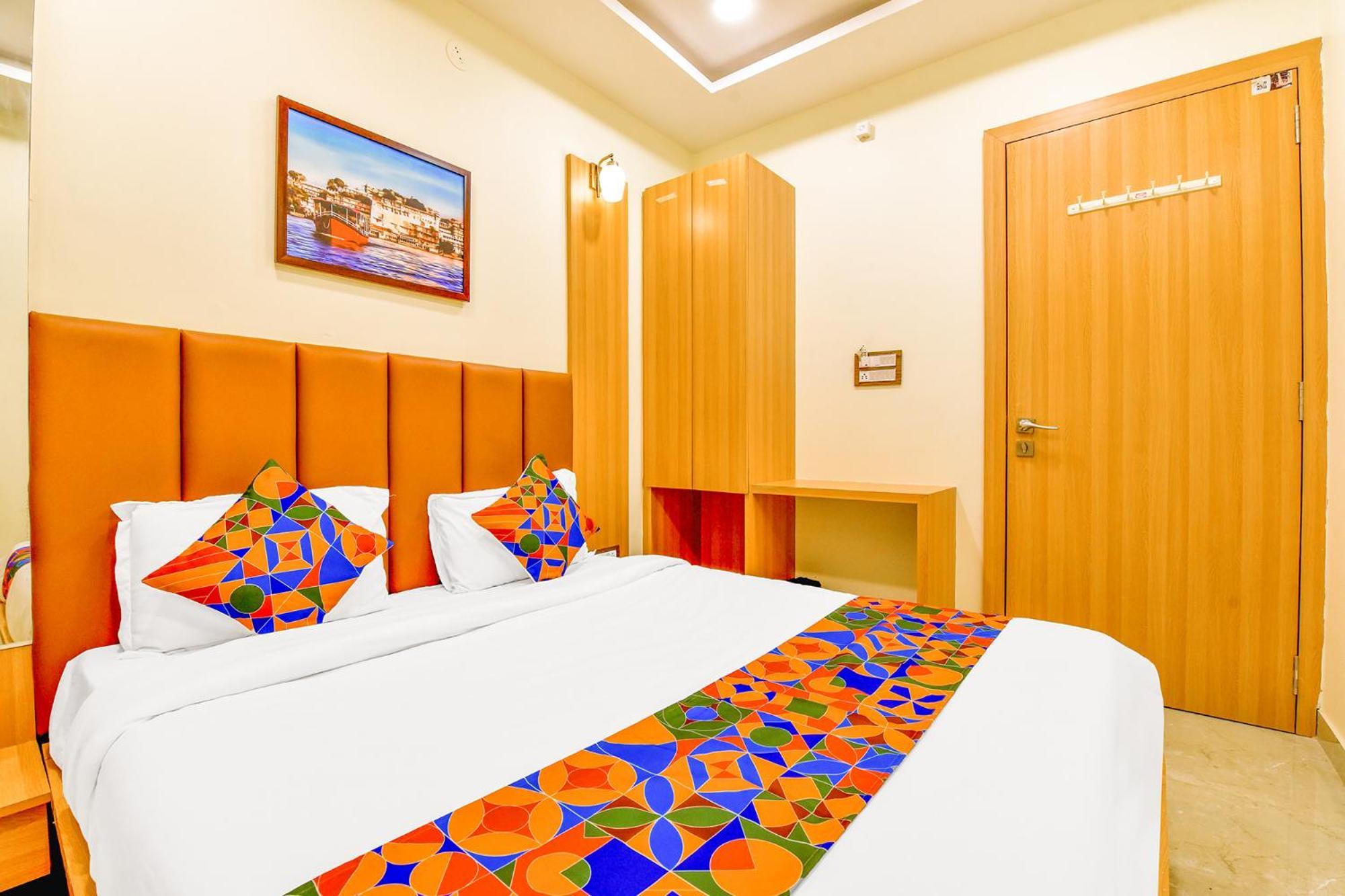 Fabexpress Mewar Shine Otel Udaipur Dış mekan fotoğraf