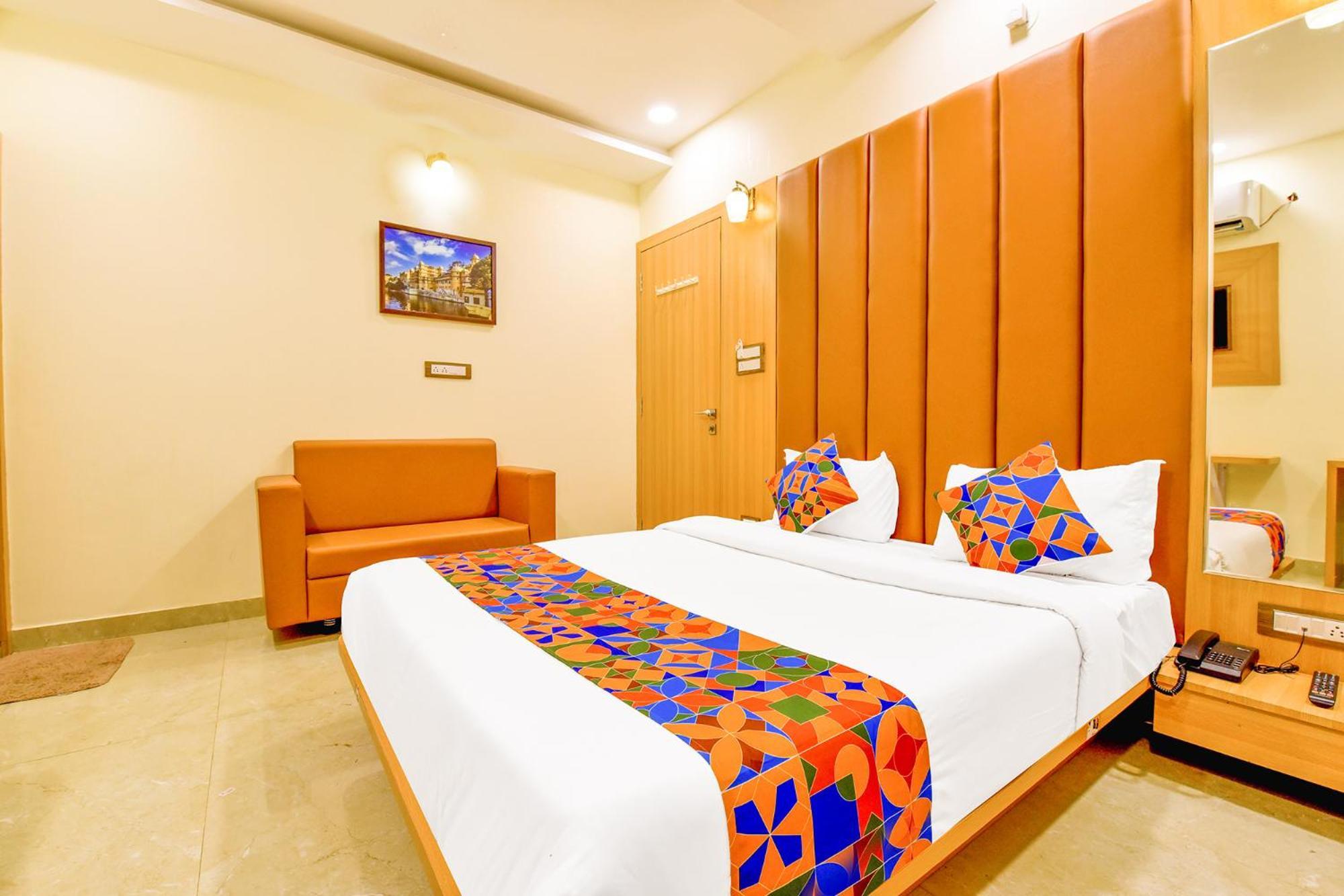 Fabexpress Mewar Shine Otel Udaipur Dış mekan fotoğraf