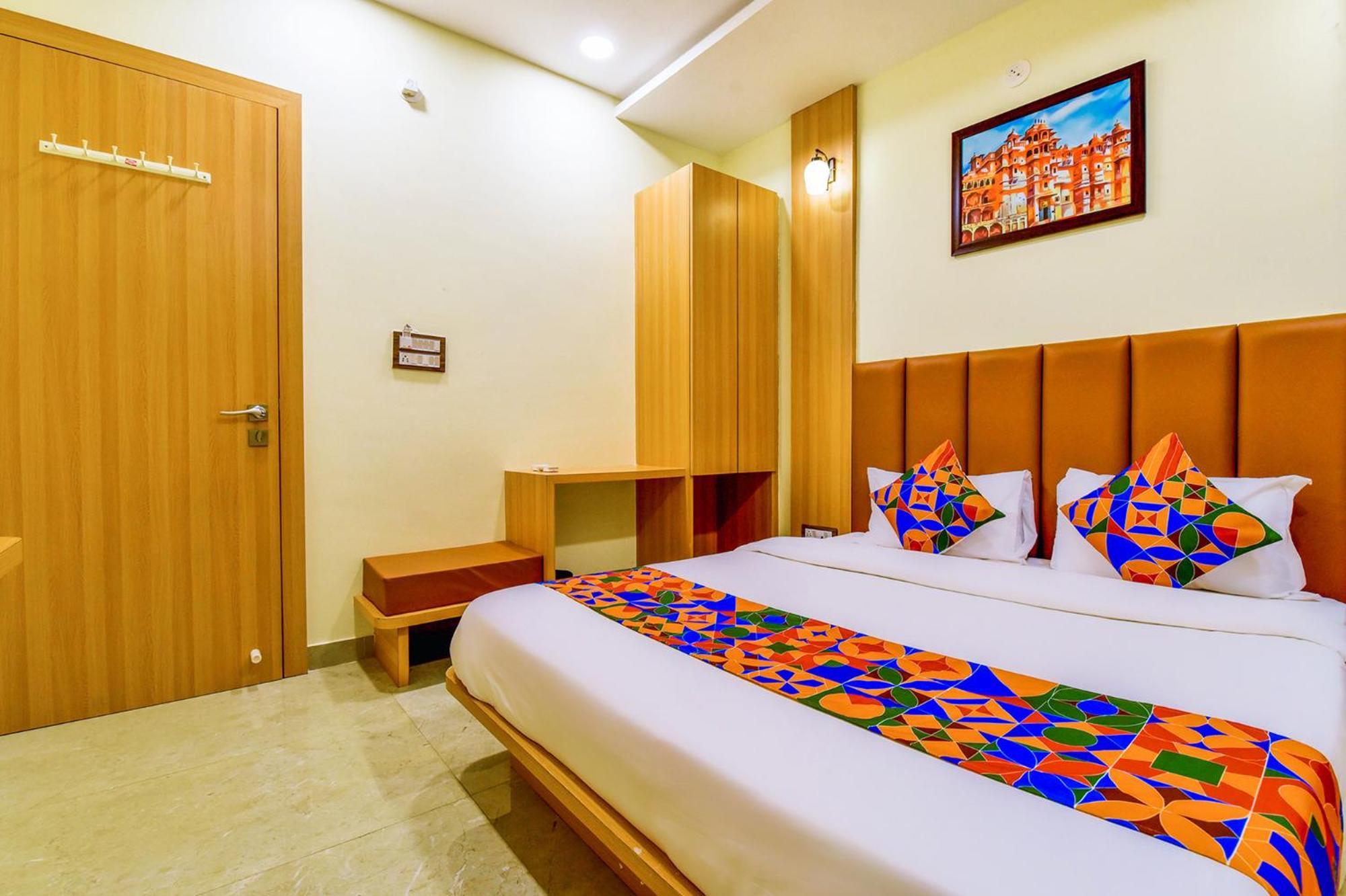 Fabexpress Mewar Shine Otel Udaipur Dış mekan fotoğraf